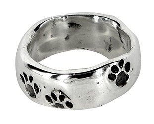 Paws by Ali Alexander. A beautifully crafted mens ring blending timeless design with Australian artistry.
