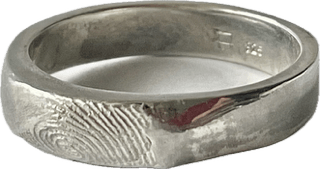 Fingerprint ring (4mm) handcrafted in sterling silver, featuring a personalised fingerprint design, making each ring unique and one-of-a-kind.
