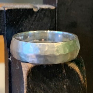 Hammered knife edge ring by Aimee Sutanto. Handcrafted in sterling silver with a textured finish and sharp profile for bold, modern elegance.