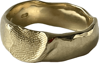 6mm fingerprint ring in 9ct yellow gold, handcrafted with a personalised fingerprint design, offering a unique and meaningful touch.